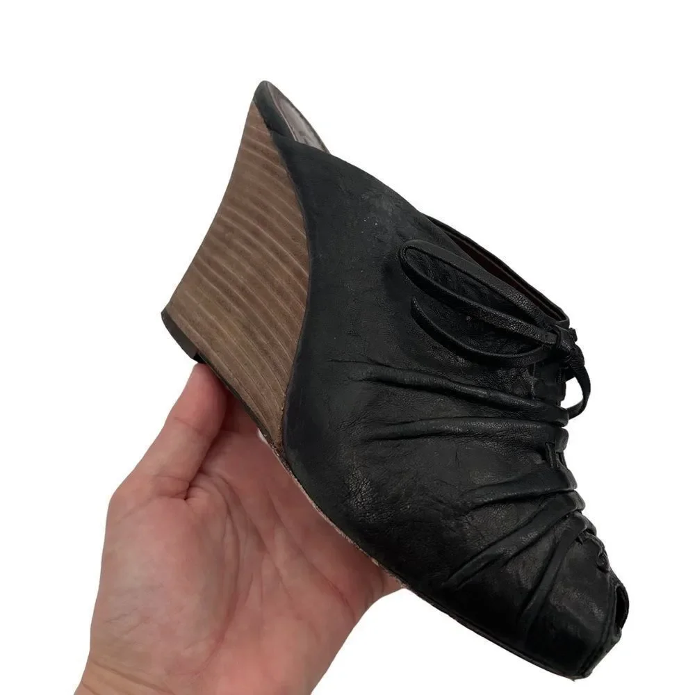 Frye Gwen black peep toe wedge with tie size 8.5